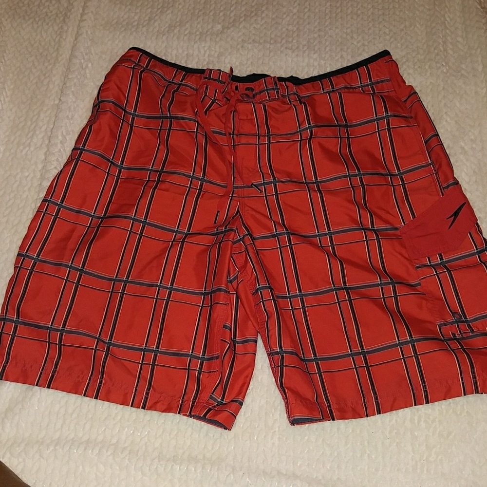 SPEEDO MEN SHORT SIZE LARGE